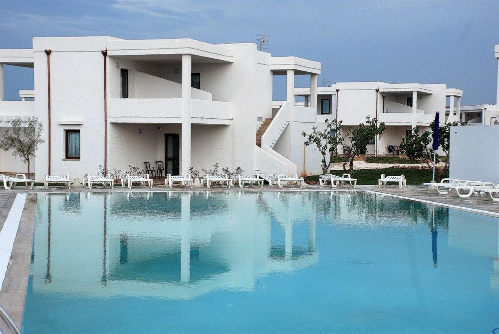 Torre Guaceto Resort Carovigno Exterior photo