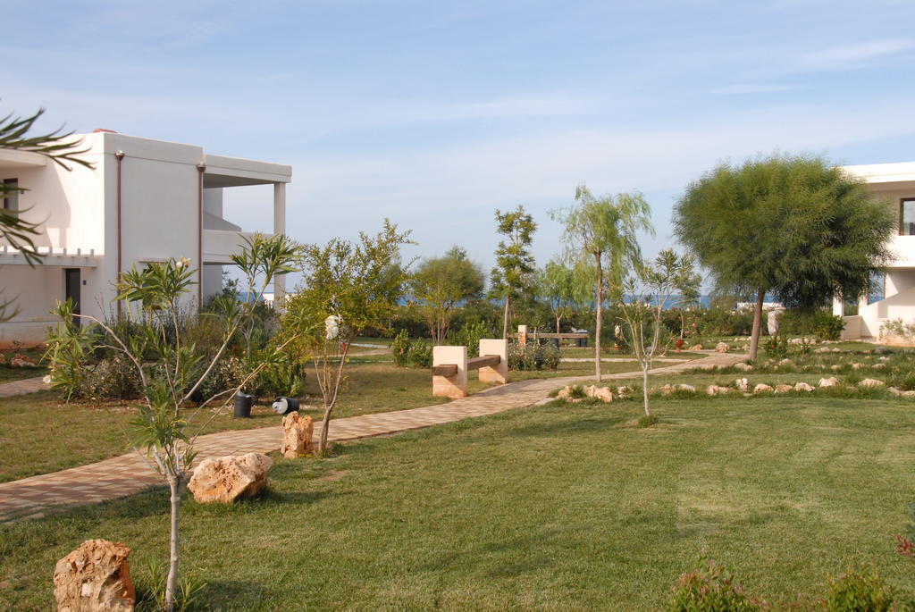 Torre Guaceto Resort Carovigno Exterior photo